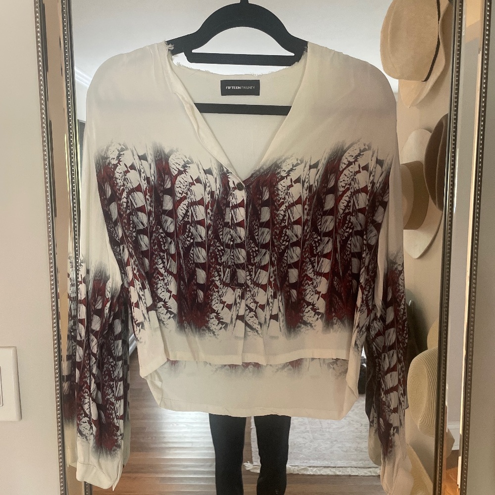 Fifteen Twenty Feather Print Top